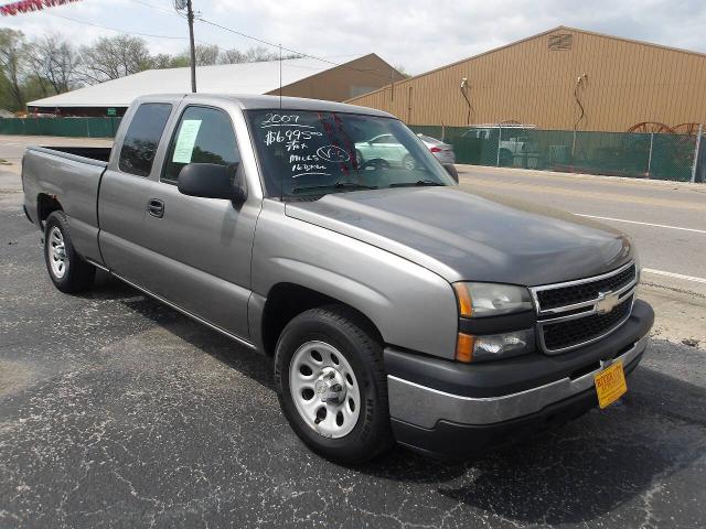 Autos for Sale: 2007 Chevrolet Silverado 1500 Classic LS 4dr Extended Cab 6.5 ft. SB offered by River City Auto Sales