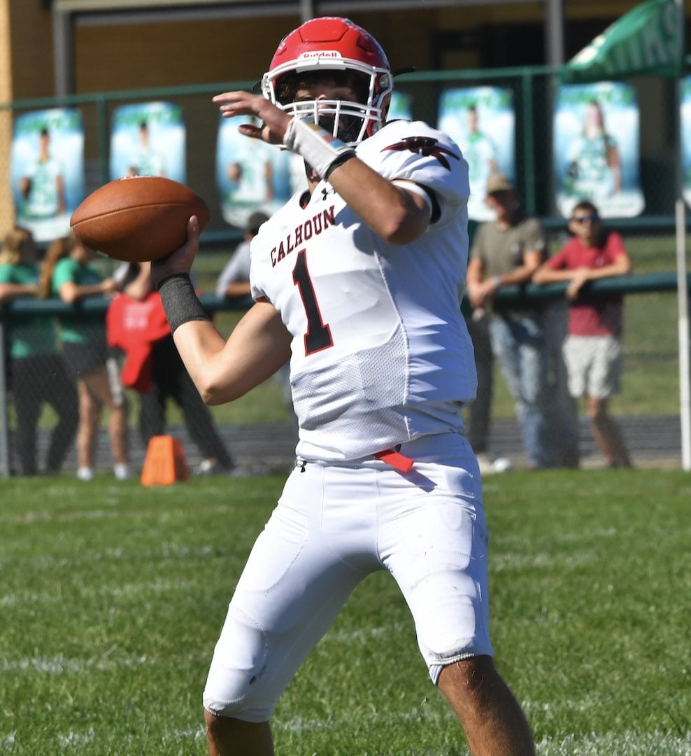 Calhoun quarterback Earl Elmore.