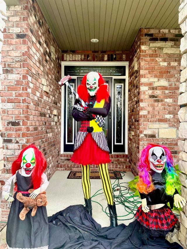 'Creepy Clowns' Galore On Display At Garde Family Home In Glen Carbon ...