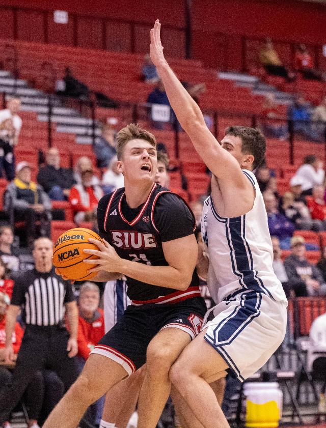 SIUE Men’s Basketball Dominates St. Ambrose in Exhibition Victory ...