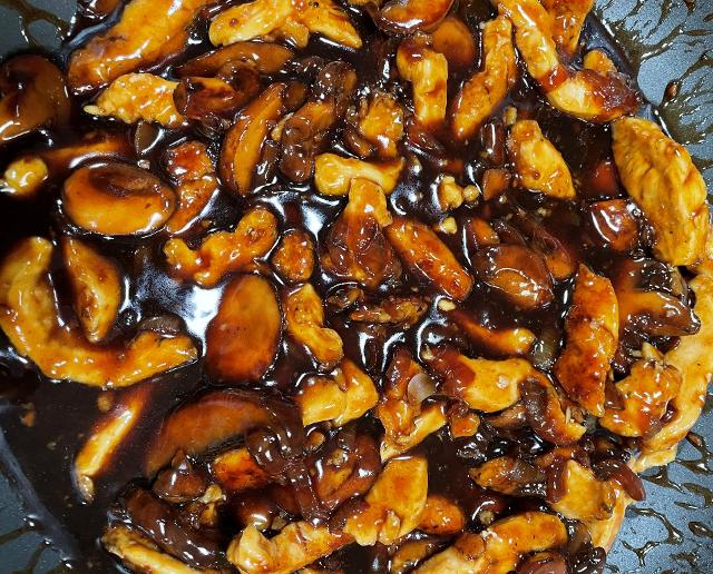 Mongolian Chicken & Mushrooms Recipe by Olive Oil Marketplace