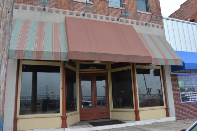 This will be the new location for Chris Keidel and his upcoming restaurant/bar change at 554 E. Broadway in Alton. (Photo by Dan Brannan)