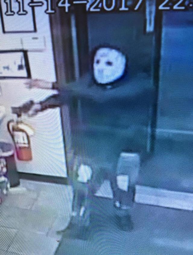 Wood River Police Department seeks help identifying Casey's robbery