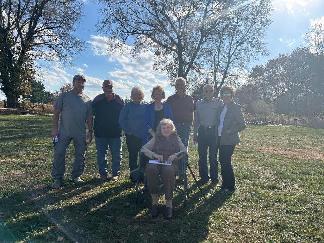 PJ Jun, Bob Oulson, Shirley Wiedman and family.
