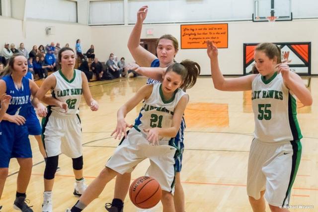 Carrollton's basketball girls in a previous game. (Photo courtesy of Michael Weaver)