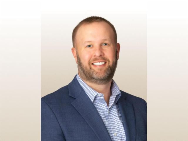 Carrollton Bank Promotes Matt Warren To Regional President For Edwardsville