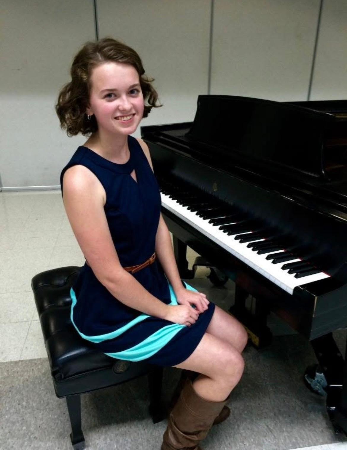 I hear people are sharing photos from 2016. Here's my 16-year-old self in her element.