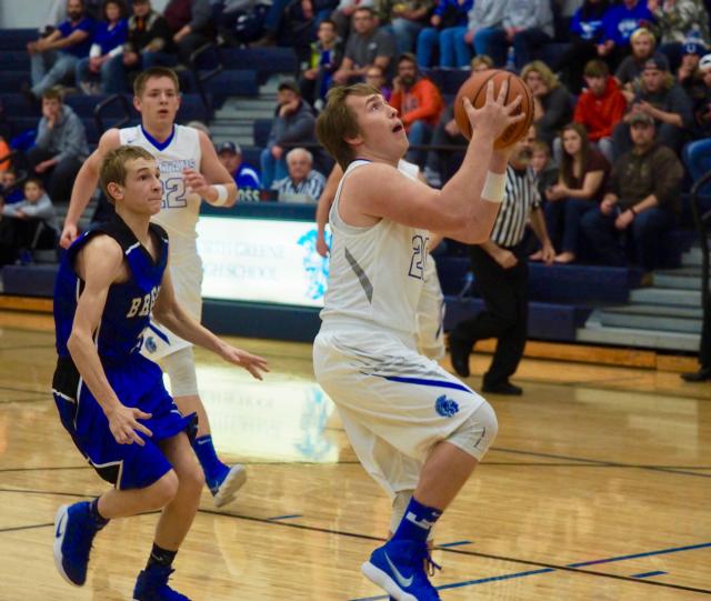 Kaiden Heberling converts a layup.