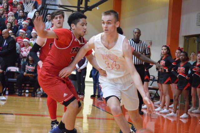 Caleb Strohmeier had 21 points Friday night. (Photo by Brent Feeney)