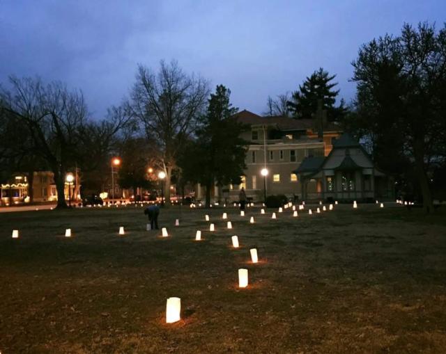 21st Annual Christmas Eve Middletown Neighbors Luminaries Event Returning to Alton