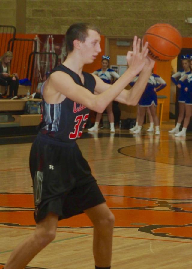 Calhoun's Corey Nelson catches a pass in the paint.