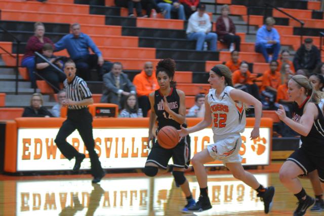 Kate Martin had two big games for Edwardsville on Monday and Tuesday, netting 29 points against St. Joseph's Academy of St. Louis on Monday and 16 against Granite CIty on Tuesday. (Photo by Dan Brannan)