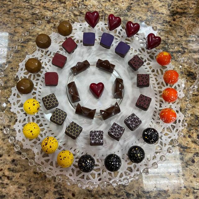 PopUtopia Prepares For Valentine's Day With Stunning Chocolates, Hugs