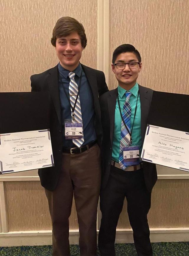 SIUE School of Pharmacy third-year students (L-R) Jacob Troeckler and Alex Hagans won the Student National Pharmaceutical Association&rsquo;s (SNPhA) Regional Clinical Skills Competition held Feb. 14-16 in Lexington, KY.