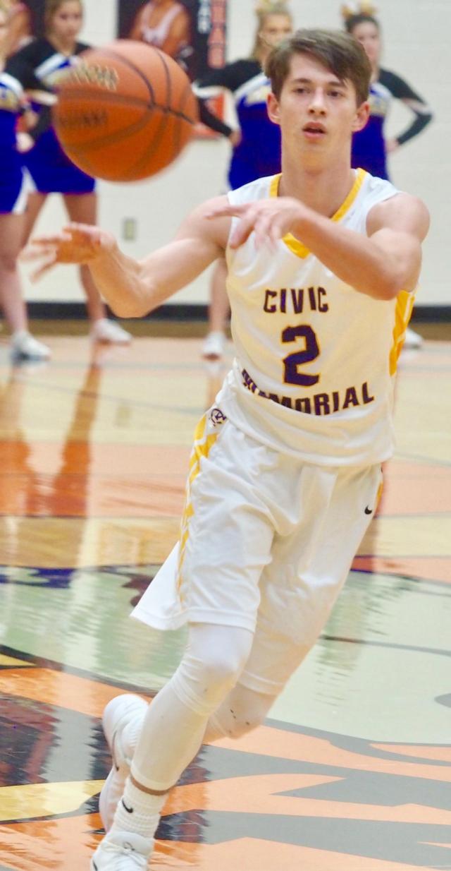 Caden Clark throws a pass.