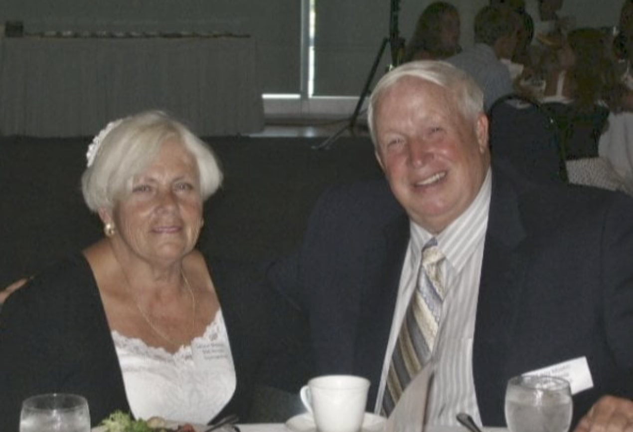 Larry and Louise Moehn.