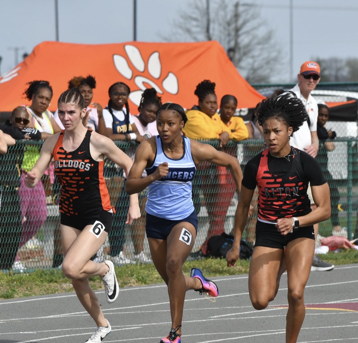 Alton's Rayna Raglin (far right). (Photos by Dan Brannan)
