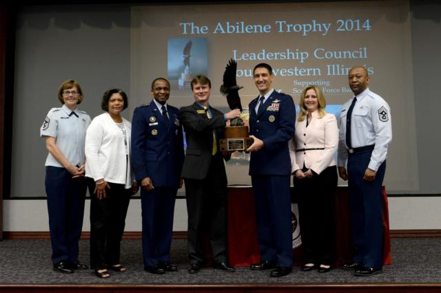 Col Kyle Kremer accepts the Abilene Trophy at Spring Rally