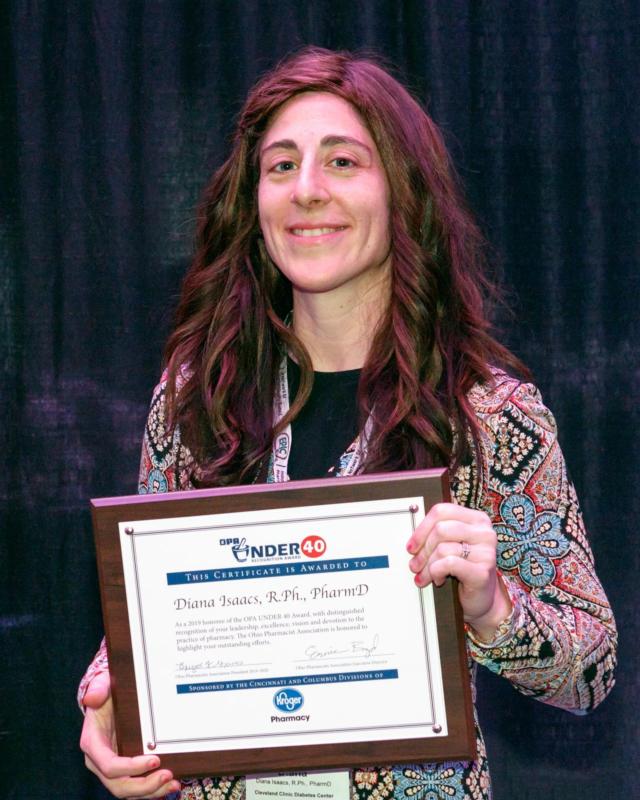 SIUE School of Pharmacy alumna Diana Isaacs, Ohio Pharmacists Assoc. Under 40 Award recipient.