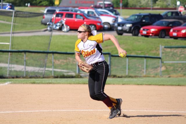 Morgan Moxey took the loss today for the Oilers, but also earned a hit herself against opposing pitcher Brittany Roady. 