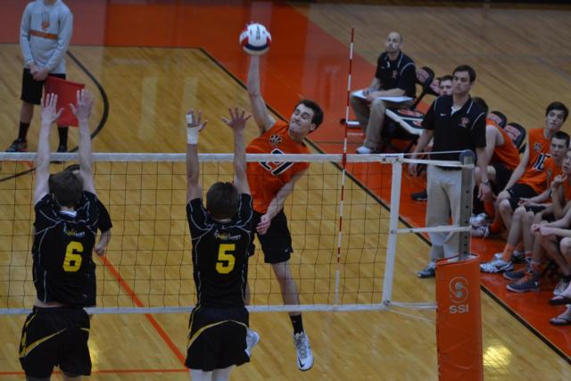 Edwardsville's Bryce Wunderlich shows his strong play at the net against Vianney. (Photo by Dan Brannan)