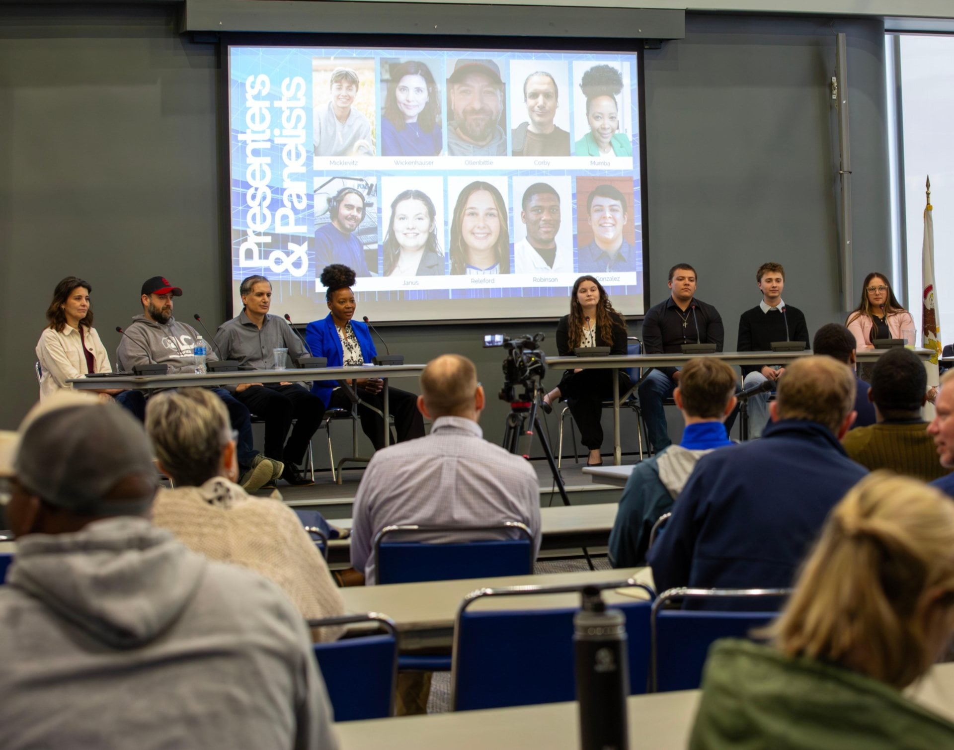 LC Students Host Panel on AI & Education