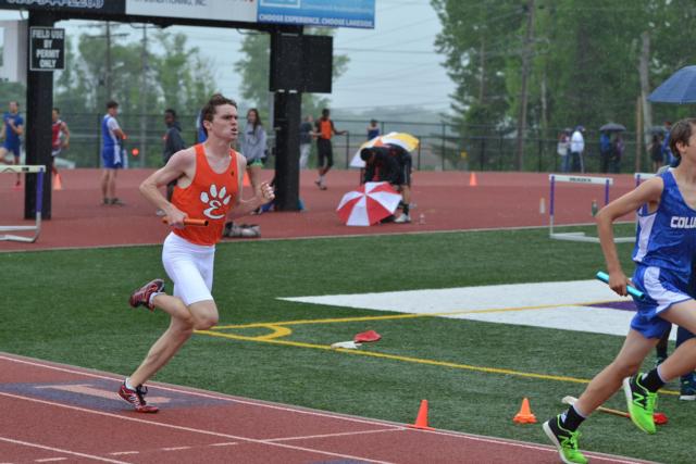 Edwardsville middle distance and distance sensation Wes Schoenthal, shown in a previous meet, qualified for state in the 800 meters and 1,600 meters on Friday. (Photo by Dan Brannan)