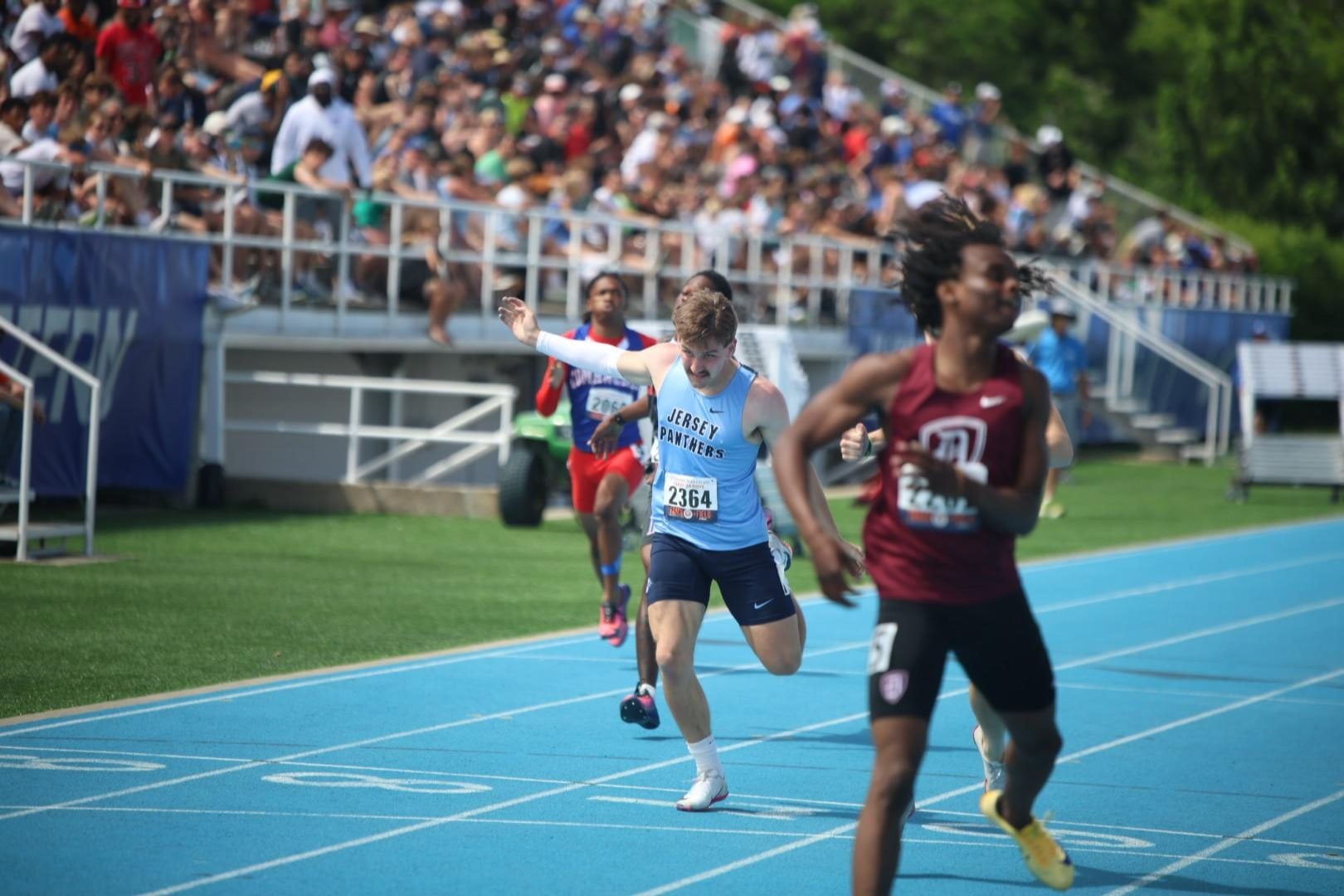 Jersey's Bradley Tueth at the finish. (Photo by Chris Rhodes).