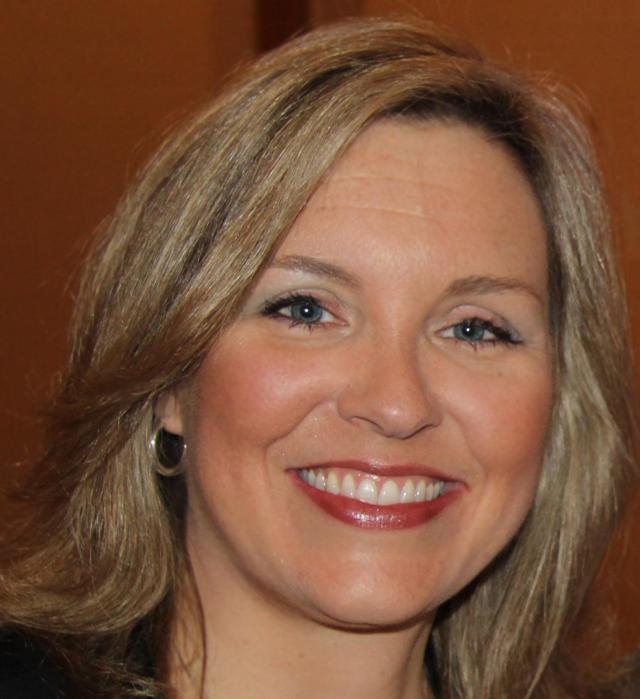 SIUE Foundation Director of Financial Affairs Jenell Wright.