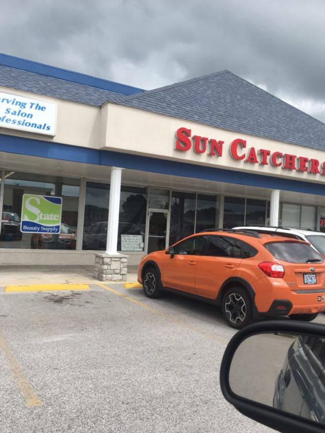 UPDATED Suncatchers in Godfrey closes without notice, leaving five