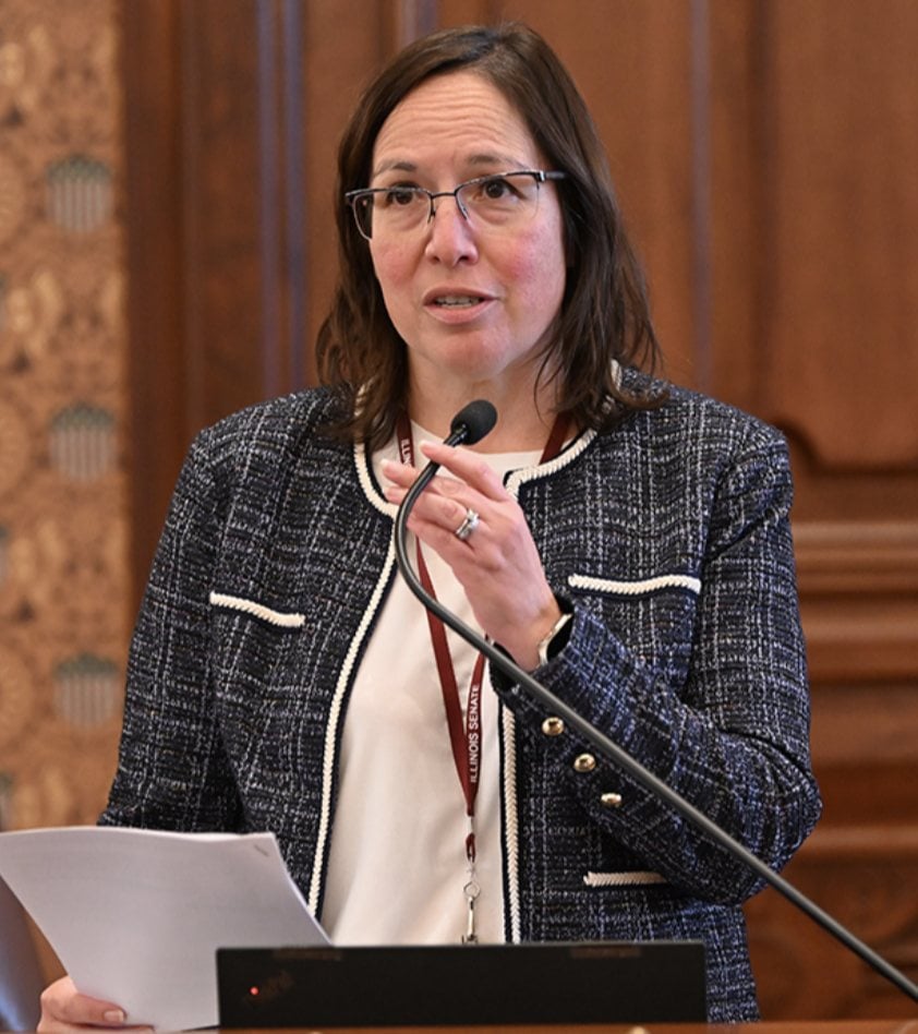 Sen. Cristina Castro.
