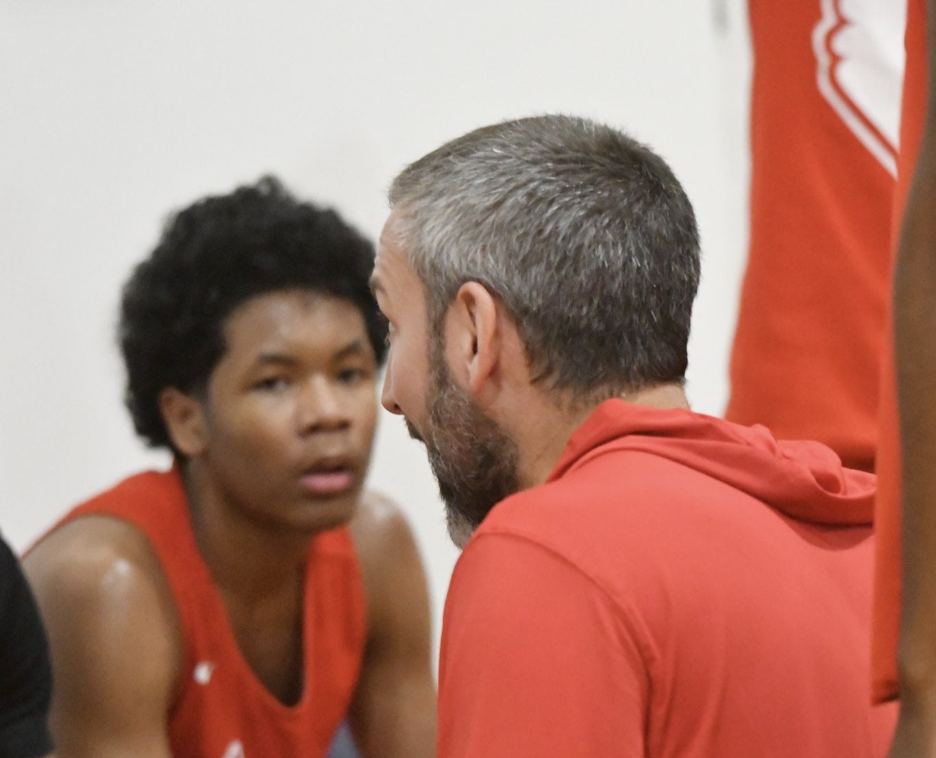 Dylan Dudley in a huddle at the recent Edwardsville Showcase event.
