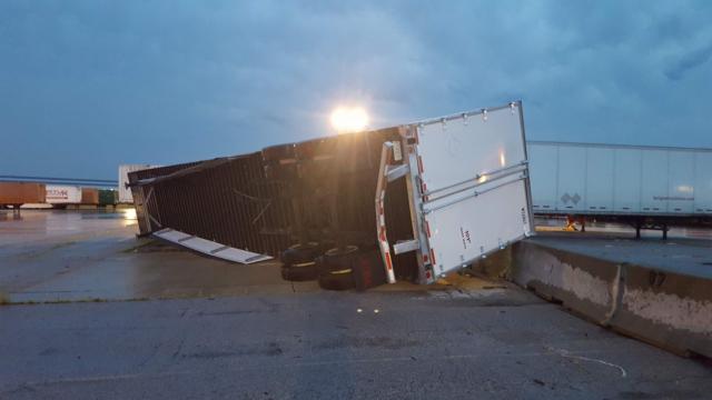 Photo provided by Joshua Sinks. It was taken at Gateway Commerce Center near 255 in Edwardsville.