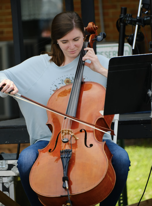 Cellist Marie Brown.