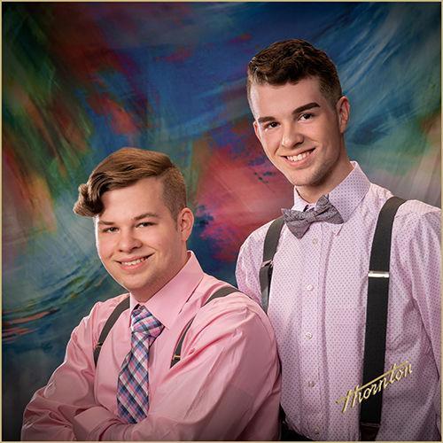 Grant Greenwell (left) and his twin brother Gunner (right) earn academic honors.