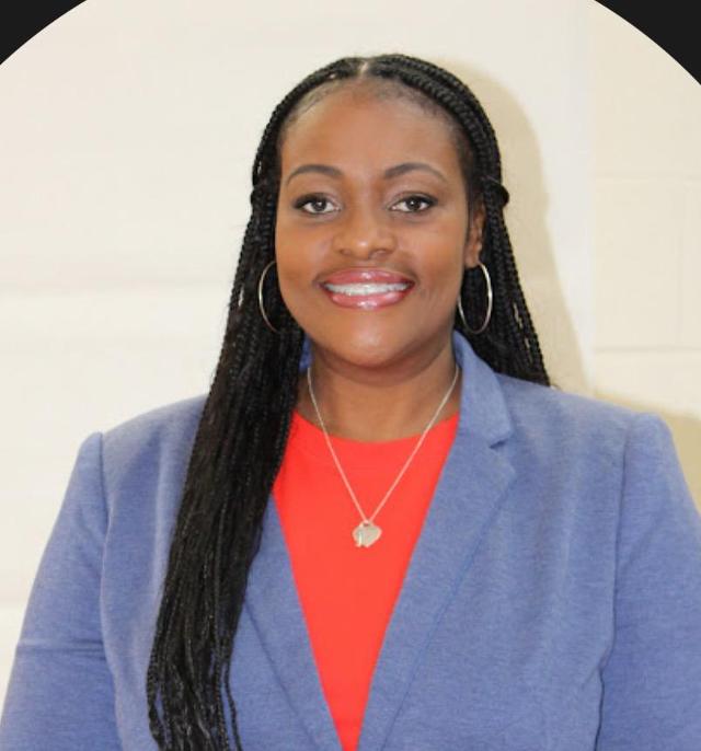 Quanshanda Nicholson, Principal of Lincoln Middle School.
