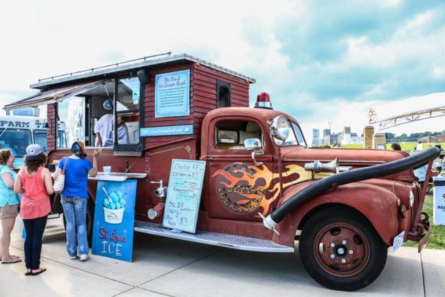 Food Truck Festival photo courtesy of Talia Long.