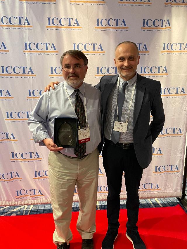  L&C Adjunct Faculty Member Brad Winn, left, poses for a photo with L&C President Ken Trzaska after winning the statewide Outstanding Adjunct Faculty Award at June’s ICCTA conference.