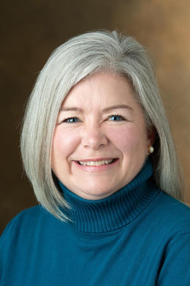 SIUE&rsquo;s Sheri Compton-McBride, DNP, RN, assistant professor, and director of the School of Nursing RN/BS nursing program and contract management.