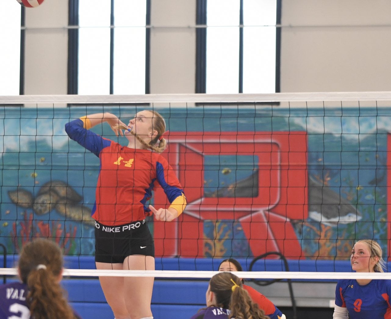 Josie Brannon at the net for Roxana.