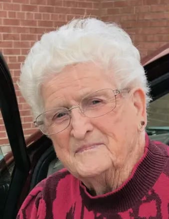 Betty Holt