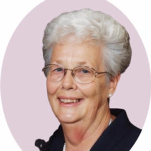 Ruth Hosto