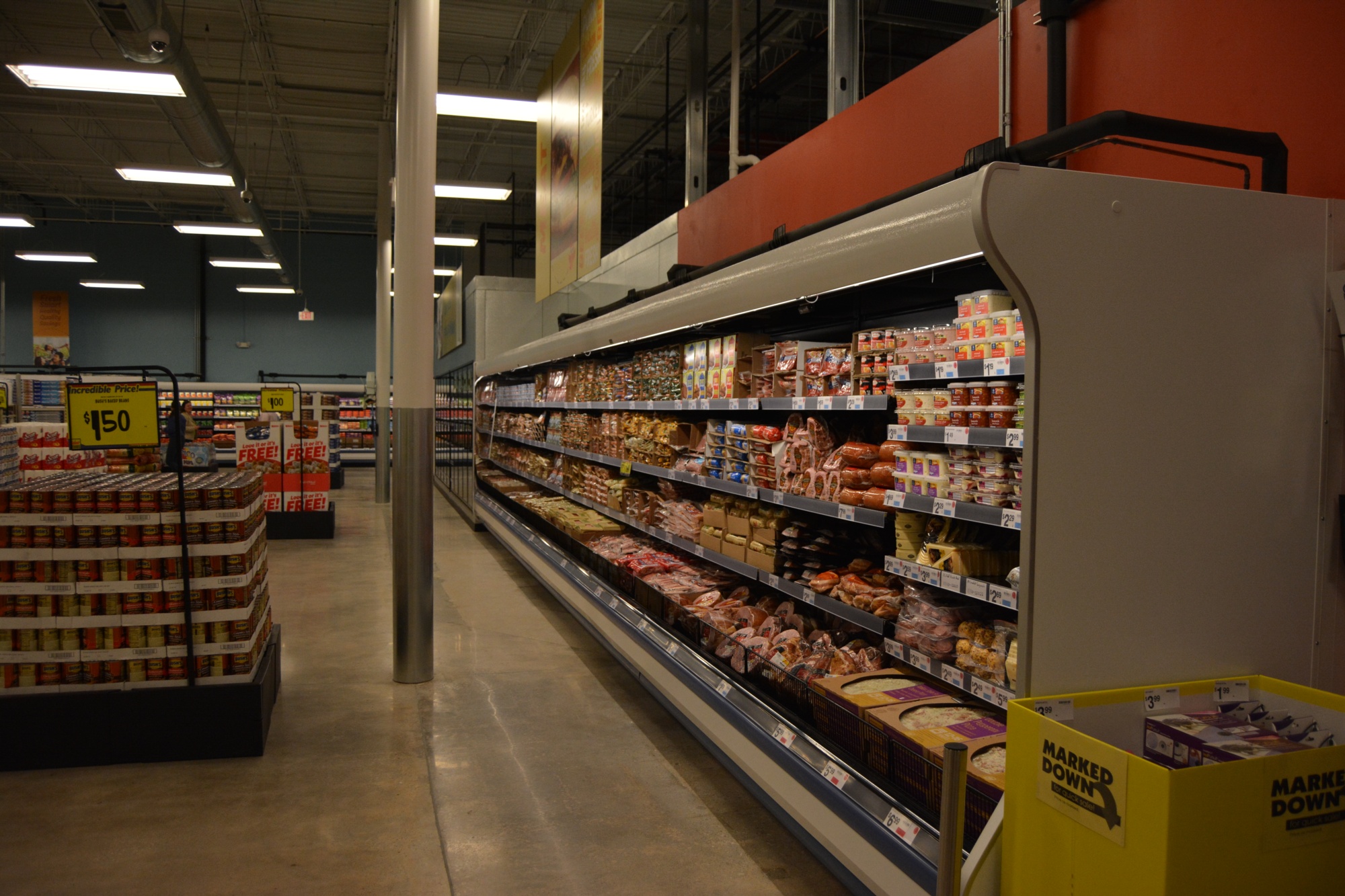 MAKING HISTORY Ruler Foods opens doors, brings Kroger brand back to Godfrey area