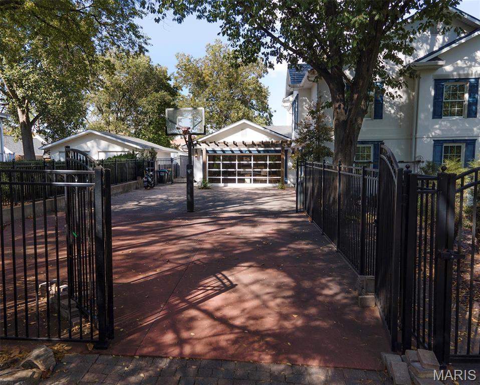 Property photo 83