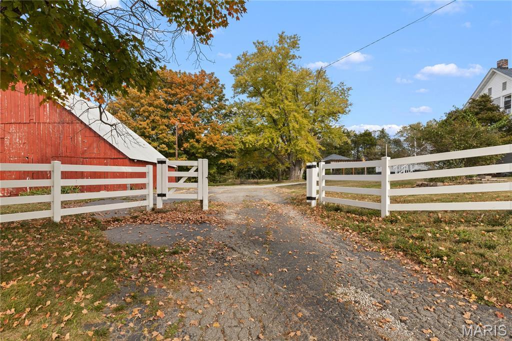 Property photo 40